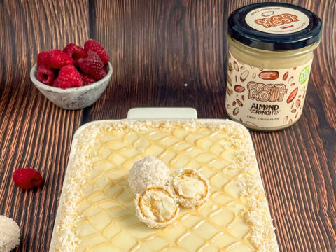 Tiramisu à la Raffaello z malinami – w zdrowszej, proteinowej wersji
