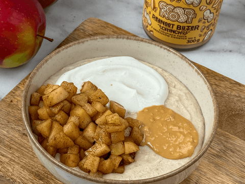 Owsiany budyń z prażonym jabłkiem i Peanoot Butter Crunchy