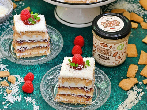 Wegańskie ciasto Raffaello z malinami – deser bez pieczenia z kremem Almond Crunchy