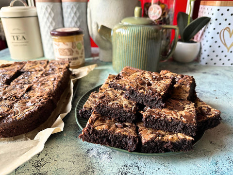 Najlepsze domowe brownie z orzechowym twistem – prosty i szybki przepis