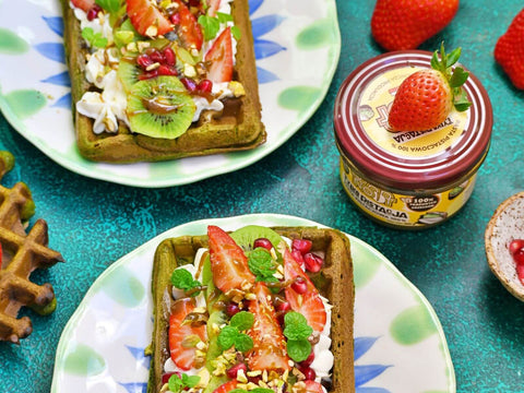 gofry szpinakowe z pastą pistacjową